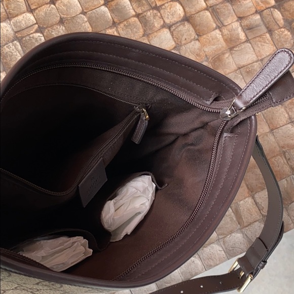 Gucci gg monogram logo supreme messenger bag - Picture 9 of 13